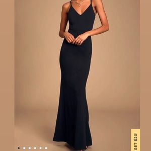 Lulus gorgeous black dress! Size M(6)